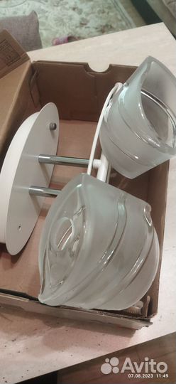 Продам люстры б/у