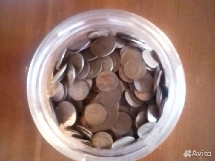 Банка с советскими копейками СССР 1,2,10 и тд
