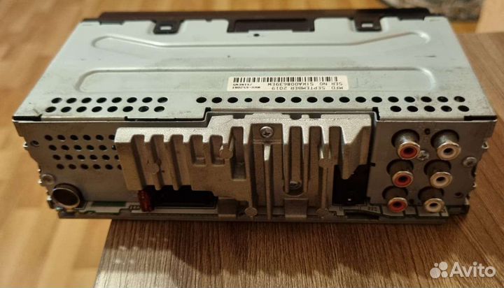 Продам процессорную магнитолу Pioner MVH-S520BT