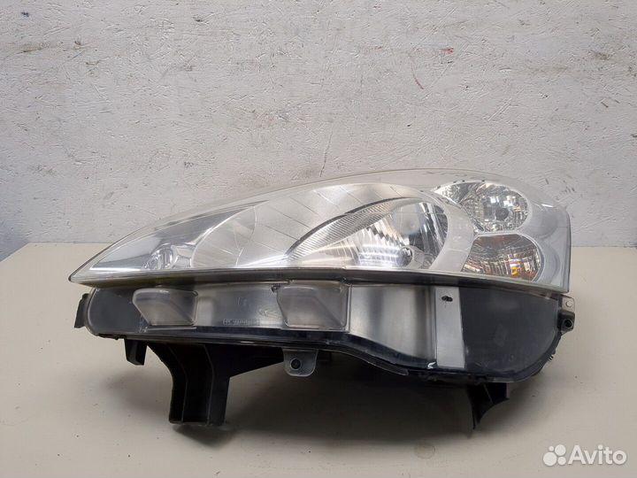 Фара (передняя) Peugeot Partner, 2010