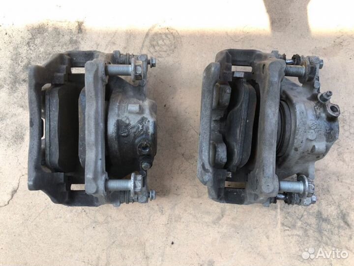 Передний тормозной суппорт Mercedes W213 E200