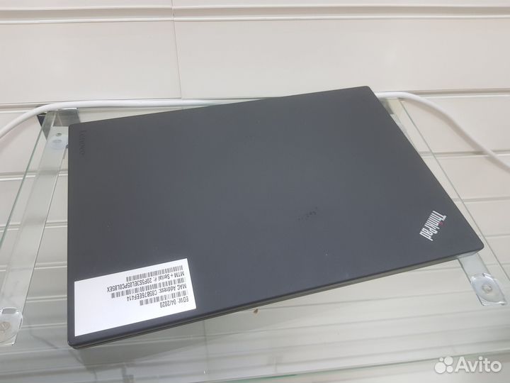 Ноутбук Lenovo x260 i5-6300\8gb\256ssd\12.5