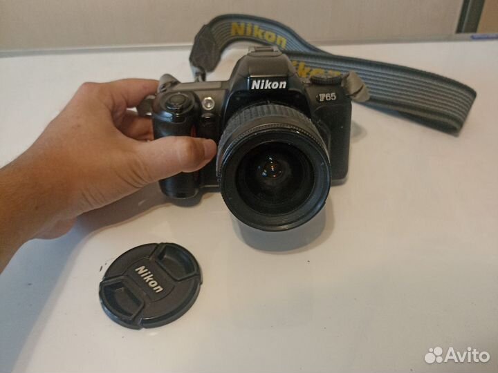 Зеркальный фотоаппарат nikon