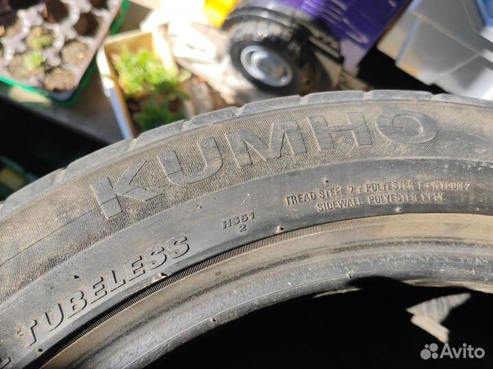 Kumho Ecsta HS52 205/50 R17 93W