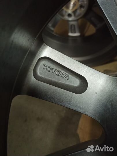 Оригинал made in japan toyota crown Диски штатные