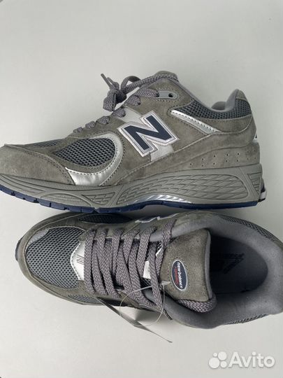 Кроссовки new balance 2002r