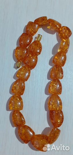 Янтарные бусы
