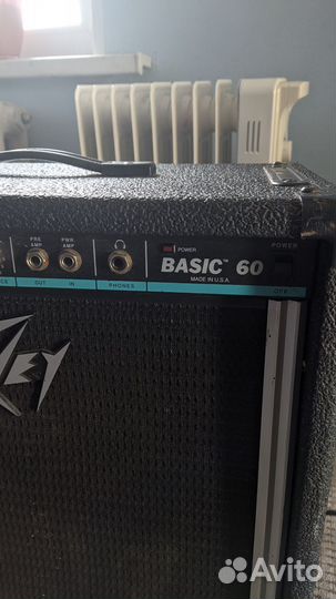 Басовый комбоусилитель peavey basic60