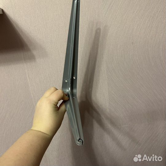 Уголки для полок новые