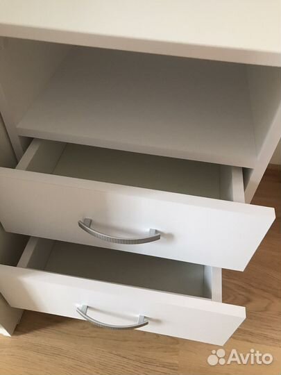 Тумба прикроватная белая