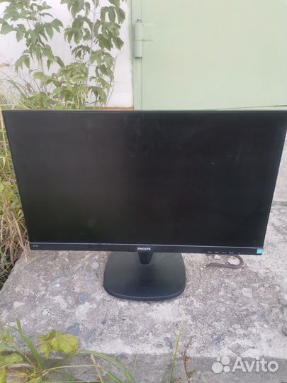 Монитор Benq и Philips 24'