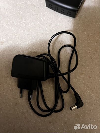 Подставка для телевизора