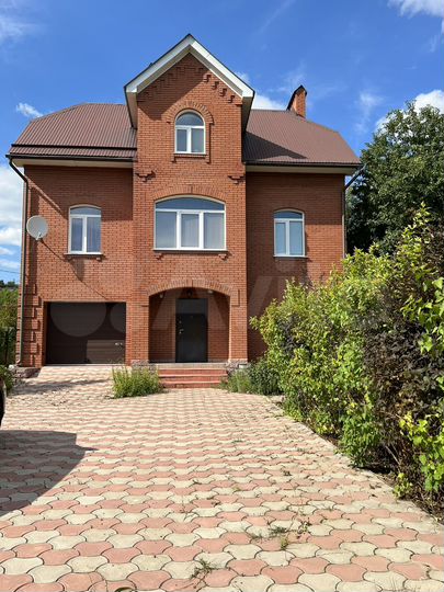 Дом 187,7 м² на участке 15,5 сот.