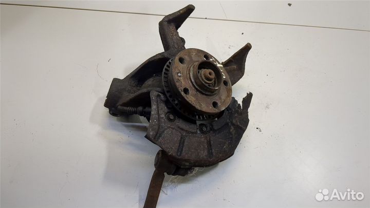 Ступица (кулак, цапфа) Volkswagen Bora, 2002