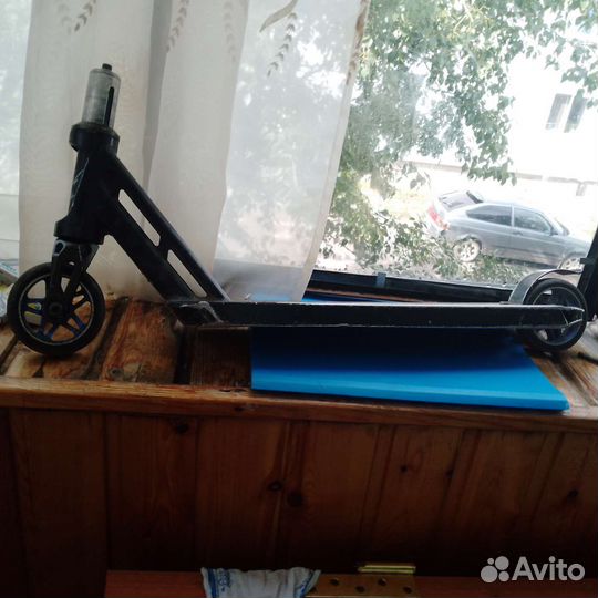 Трюкавой самокат