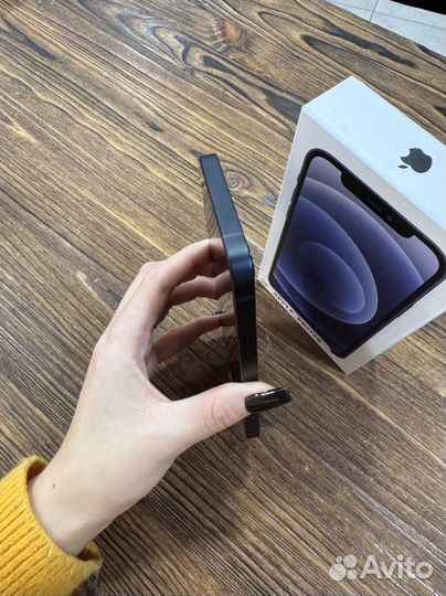 iPhone 12, 256 ГБ