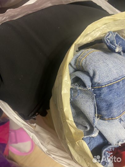 Обрезы ткани (джинса, старые платки) на поделки