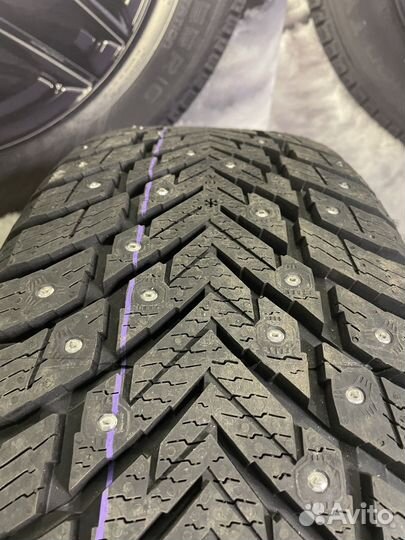Nokian Tyres Hakkapeliitta 10p SUV 315/40 R21 115T