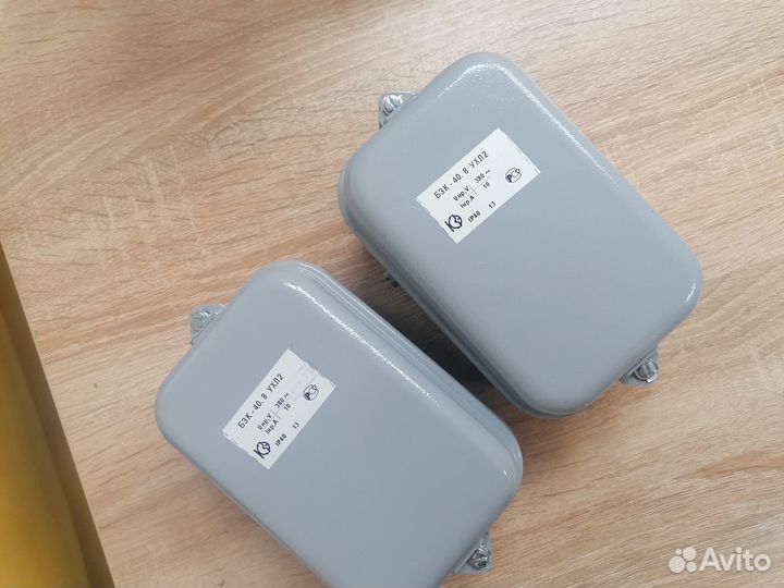 Коробка клеммная бзк-40.08 ухл2 (8 клемм) Кашин