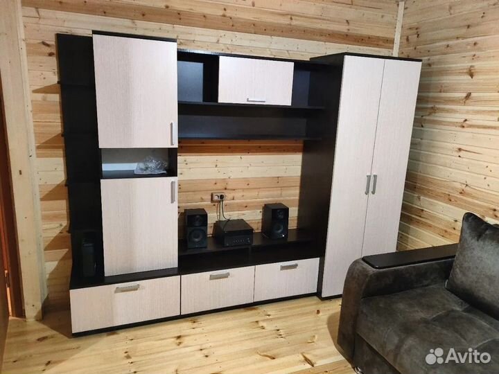 Стенка в гостиную новая