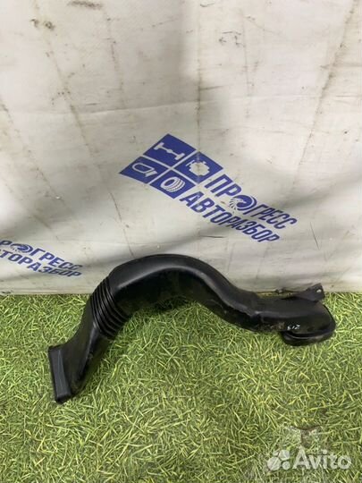 Воздуховод Ford Focus 1 седан 2.0 2002