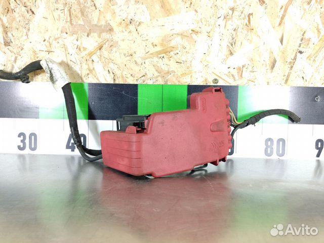 Блок предохранителей Peugeot 408 2012-2021