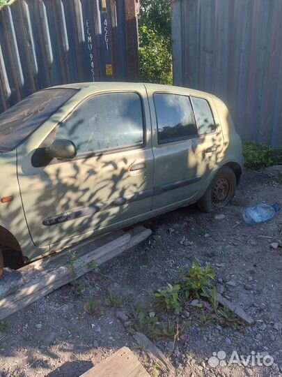 Запчасти на reno cllio