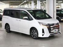 Toyota Noah 2.0 CVT, 2019, 20 000 км, с пробегом, цена 2 400 000 руб.