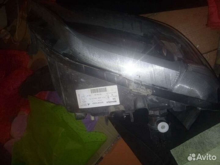 Фара передняя для рено логан