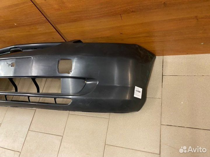 Бампер передний Honda Fit GD 2001-2004