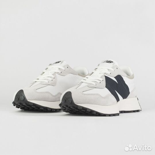 Кроссовки New Balance 327 L.Grey / Black Ftwr