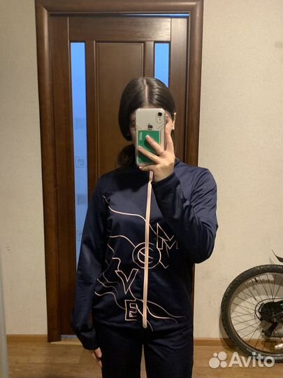 Спортивный костюм женский