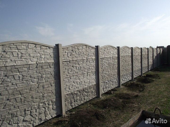 Бетонный забор