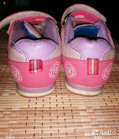 Кроссовки для девочки 22 размер