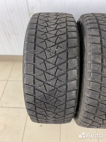 Bridgestone Blizzak DM-V2 275/60 R18