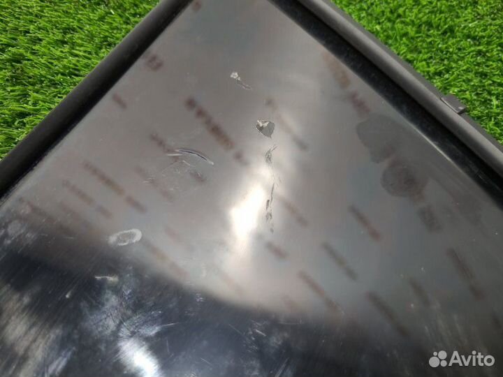 Стекло двери глухое, форточка заднее правое Toyota