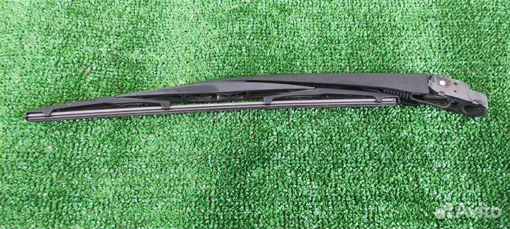 Поводок стеклоочистителя задний Subaru Tribeca WX