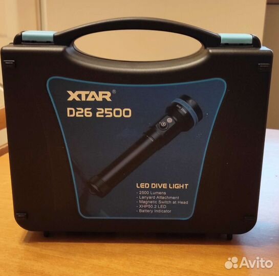 Фонарь подводный Xtar D26