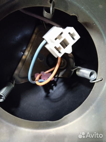 Горшок фары Волги газ 21,24,2410