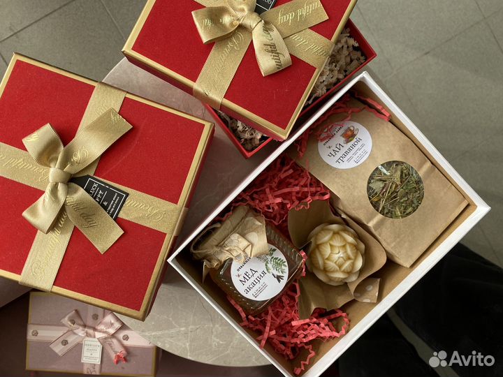 Подарочный бокс