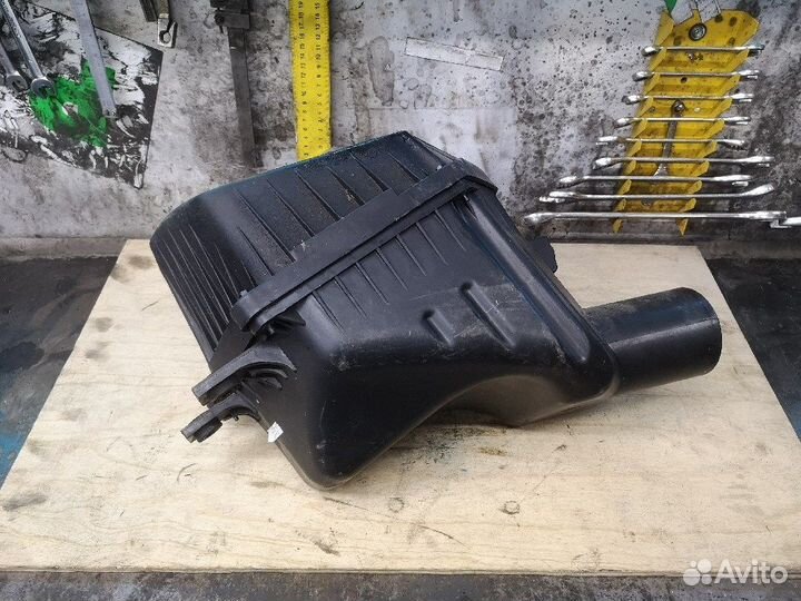 Корпус воздушного фильтра Шевроле каптива, Опель А