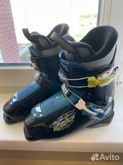 Горнолыжные ботинки детские 22см