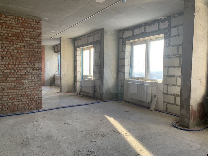 Апартаменты-студия, 86 м², 16/17 эт.