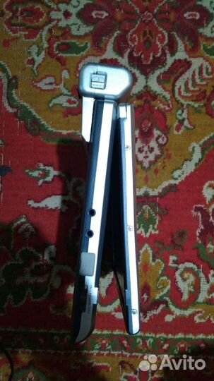 Портативный видеопроигрыватель