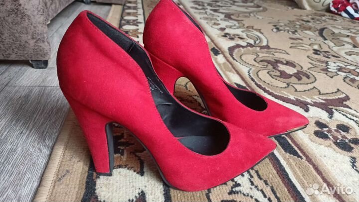 Туфли красные