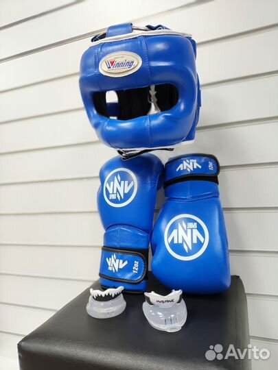 Боксерские перчатки натуральная кожа VNV