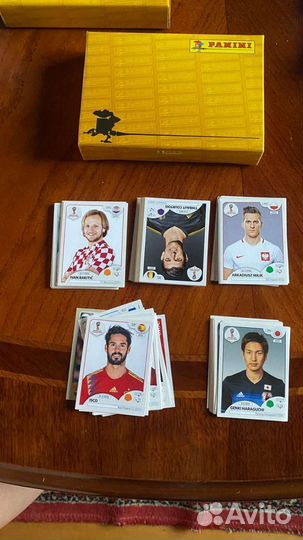 Наклейки panini fifa 2018