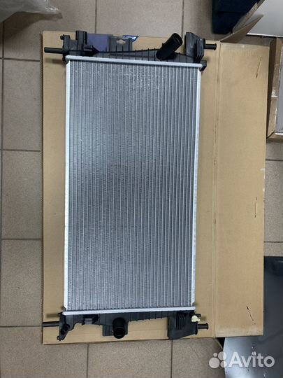 Радиатор основной для Ford Focus III 2011-2019