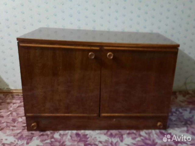 Тумба под телевизор