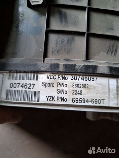 Щиток приборов Volvo S80